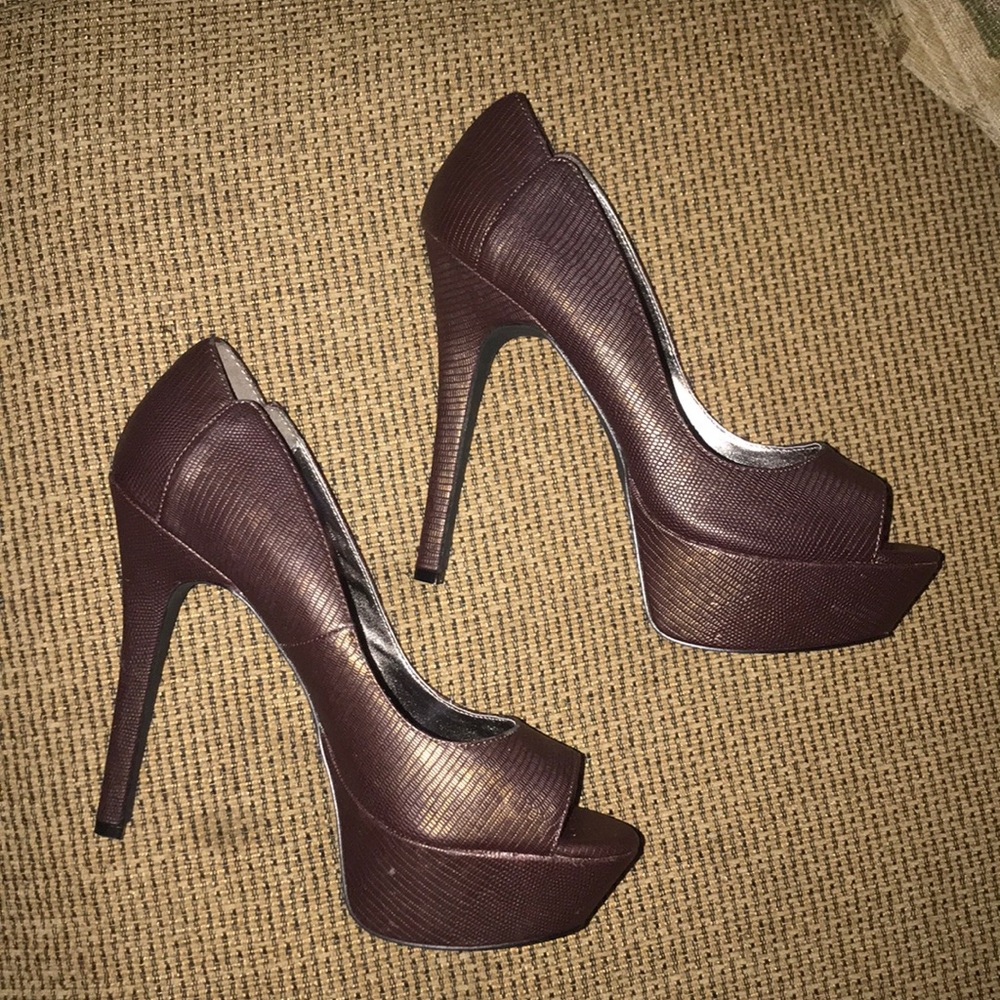 Peep toe heels